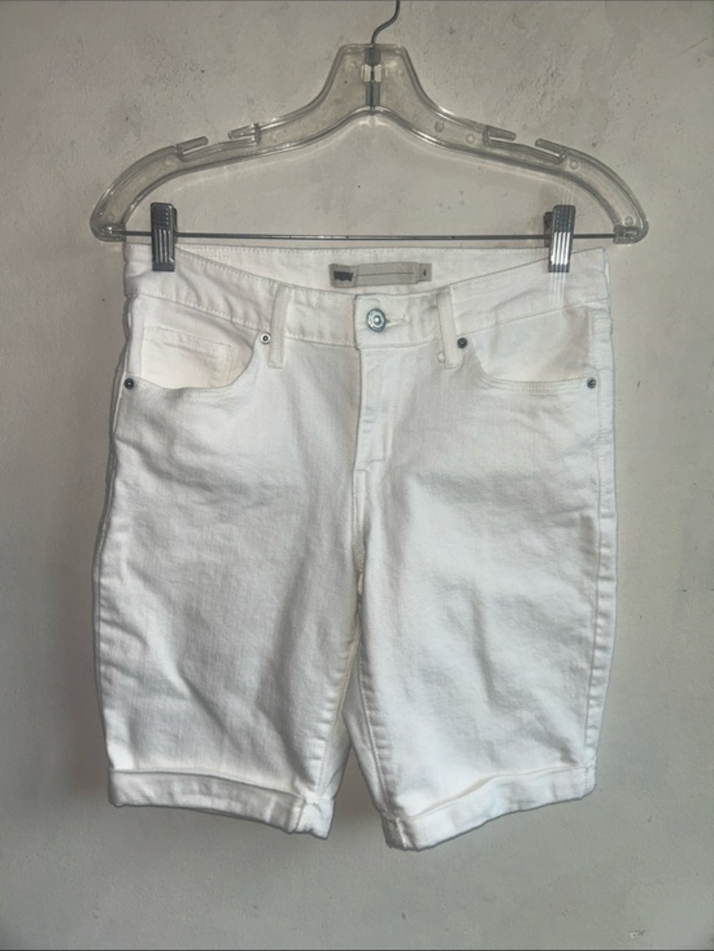 Levi’s Denim White Shorts Size 4
